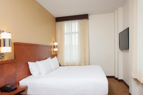 Hyatt Place Des Moines Downtown image 9