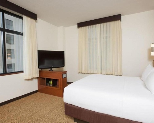 Hyatt Place Des Moines Downtown image 4
